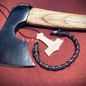 تصویر ارسالی خریدار عزیز از دستبند Vikings مدل دو سر کلاغ